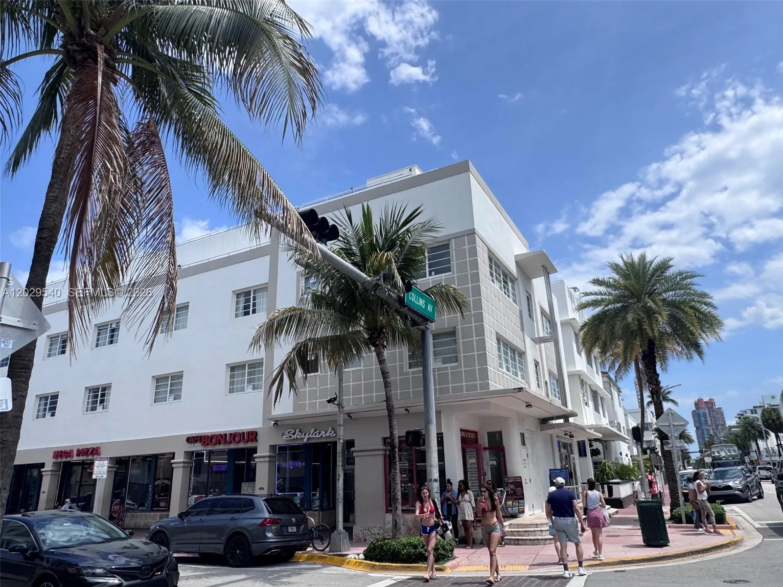 Foto de propiedad en 865 Collins Avenue 210, Miami Beach, FL 33139 Miami Beach con MLS# 
