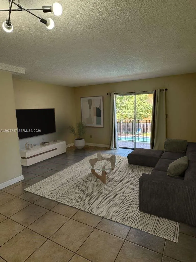 En Renta 8650 SW 109th Avenue 3-223, Miami, FL 33173, Miami, FL 33173