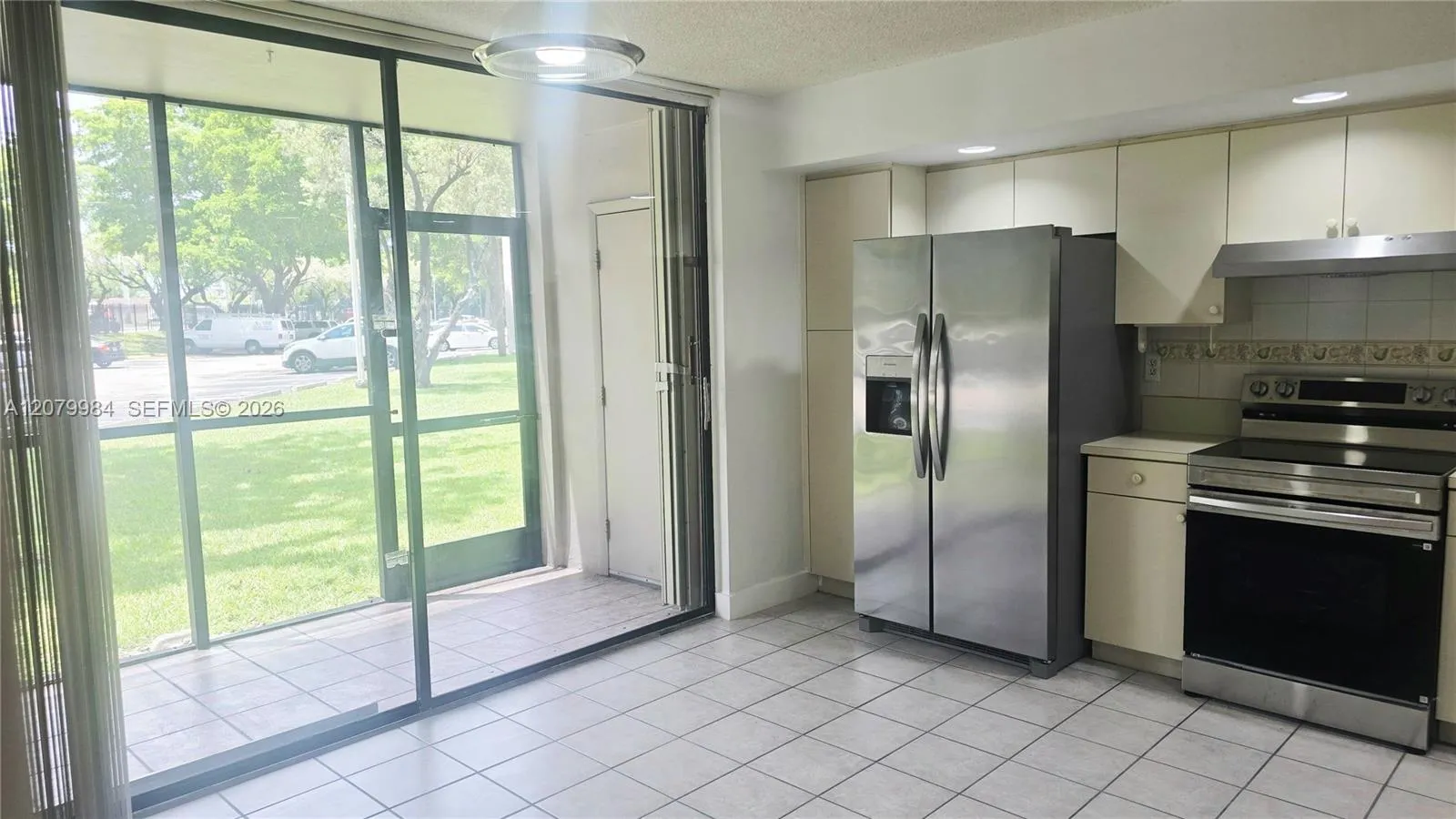 Foto de propiedad en 8650 SW 133rd Ave Road 107, Miami, FL 33183 Miami con MLS# 
