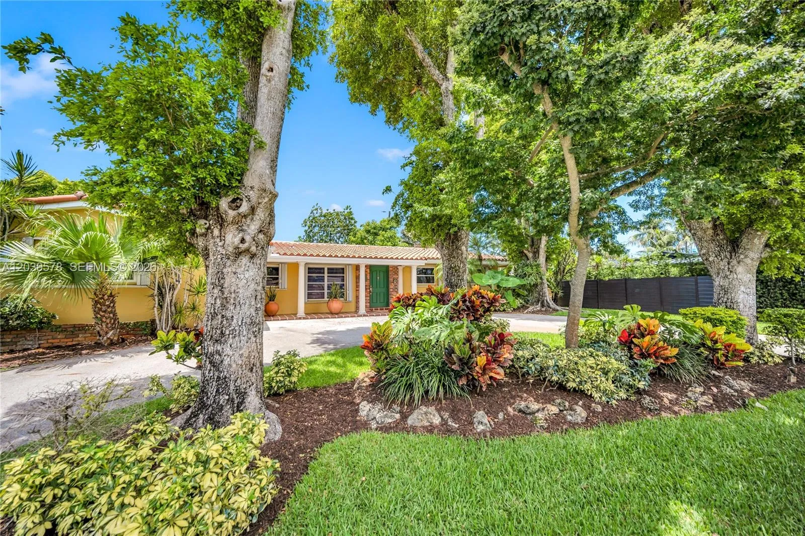 Vendido 8701 SW 87th Court, Miami, FL 33173, Miami, FL 33173