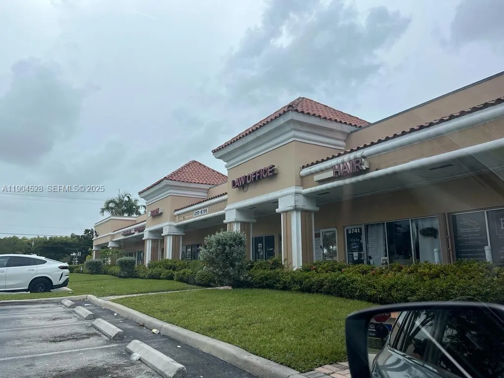 En Venta 8717-8723 NW 50, Lauderhill, FL 33351, Lauderhill, FL 33351