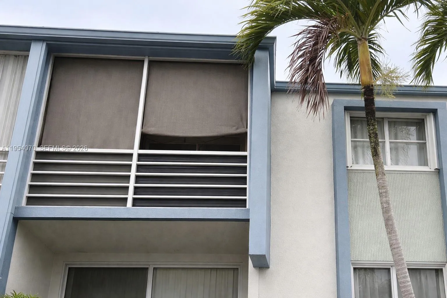 Vendido 8758 SW 12th Street 206, Miami, FL 33174, Miami, FL 33174