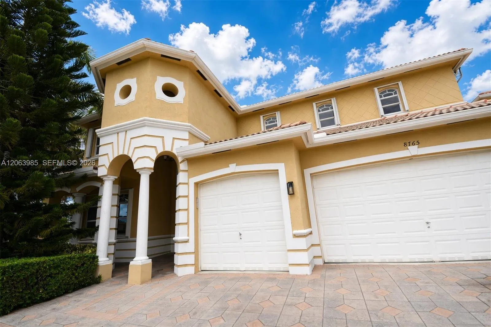 En Venta 8765 SW 208th Street, Cutler Bay, FL 33189, Cutler Bay, FL 33189