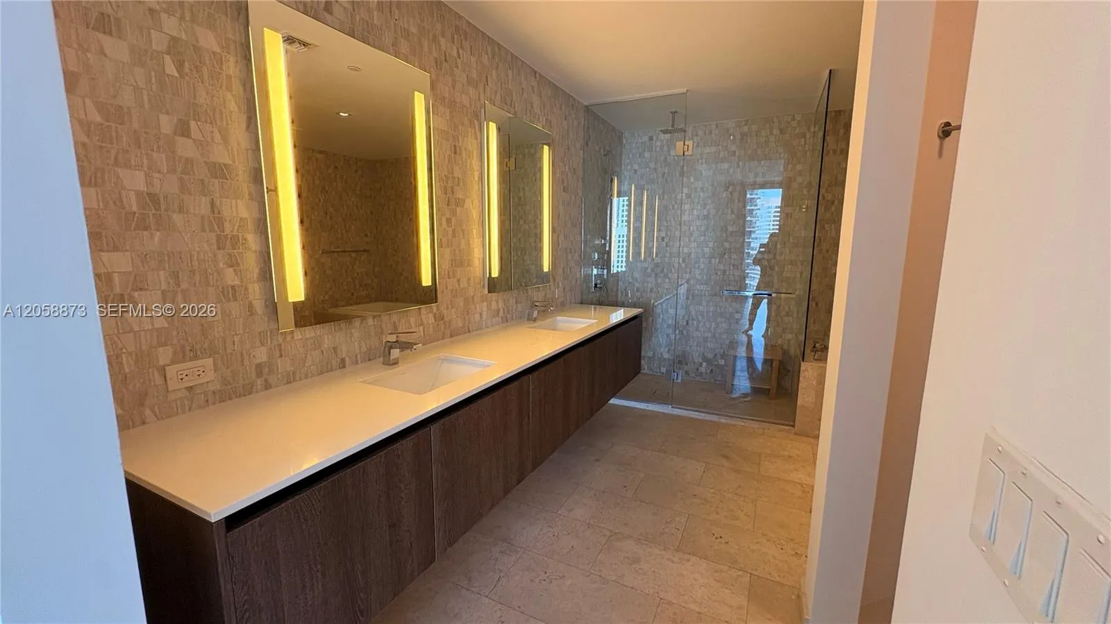 Foto de propiedad en 88 SW 7th Street 2603, Miami, FL 33130 Miami con MLS#
