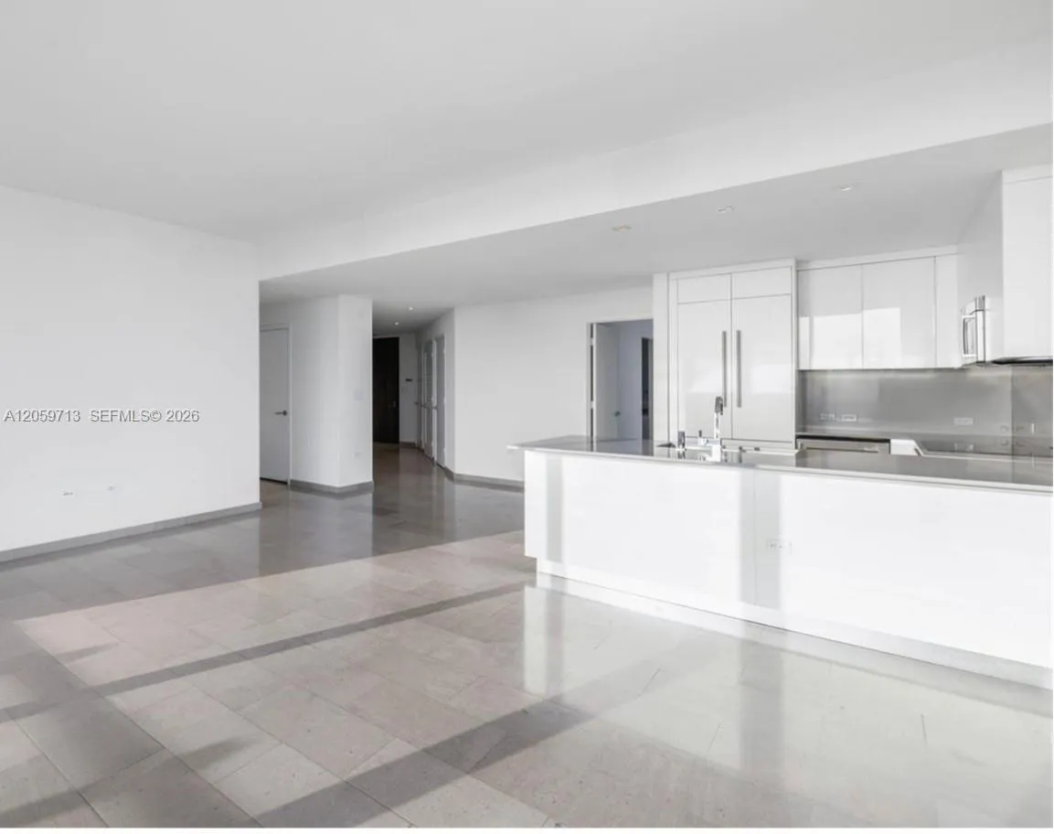 Foto de propiedad en 88 SW 7th Street 2902, Miami, FL 33130 Miami con MLS# 