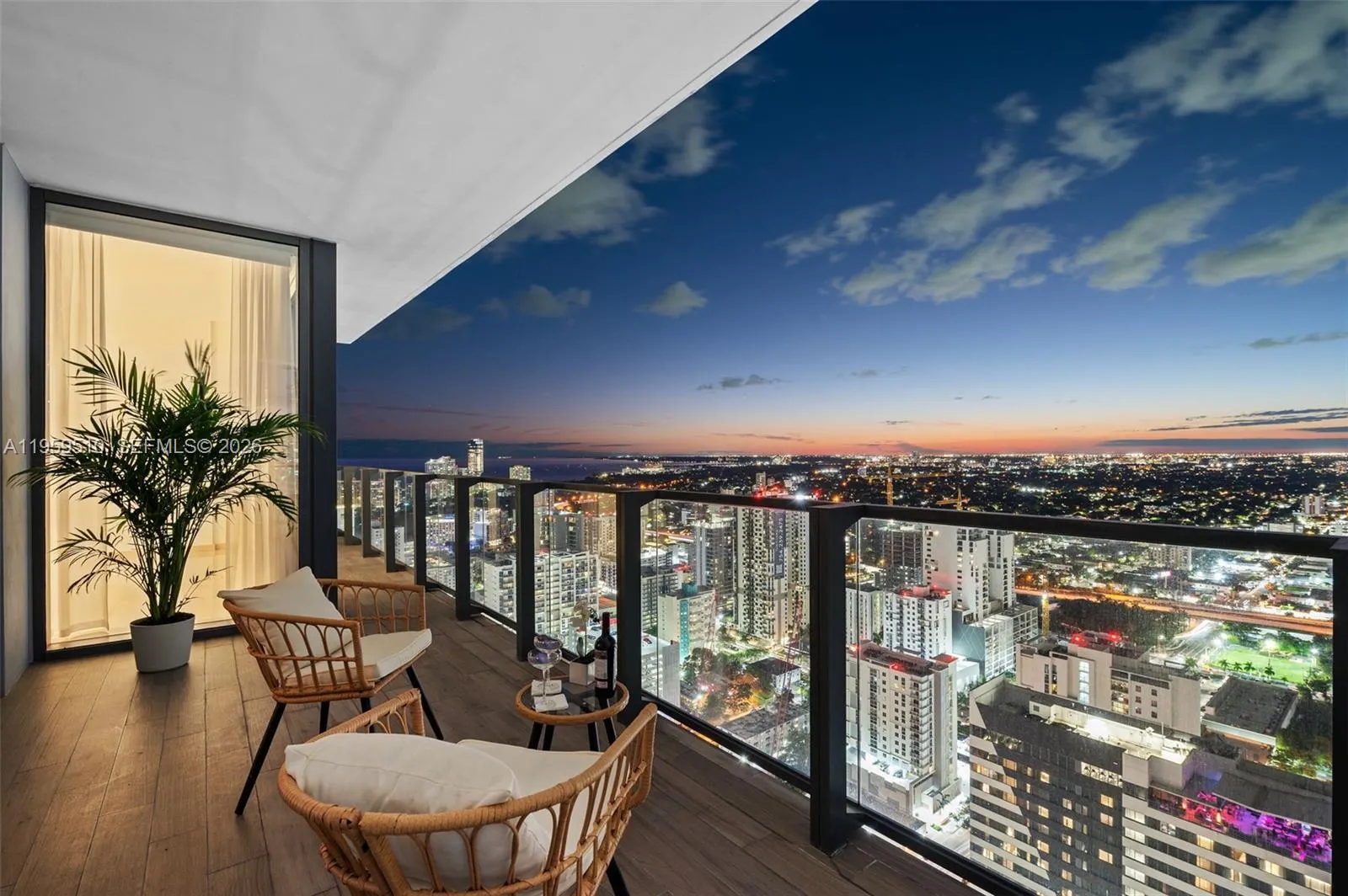 Vendido 88 SW 7th Street 3612, Miami, FL 33130, Miami, FL 33130