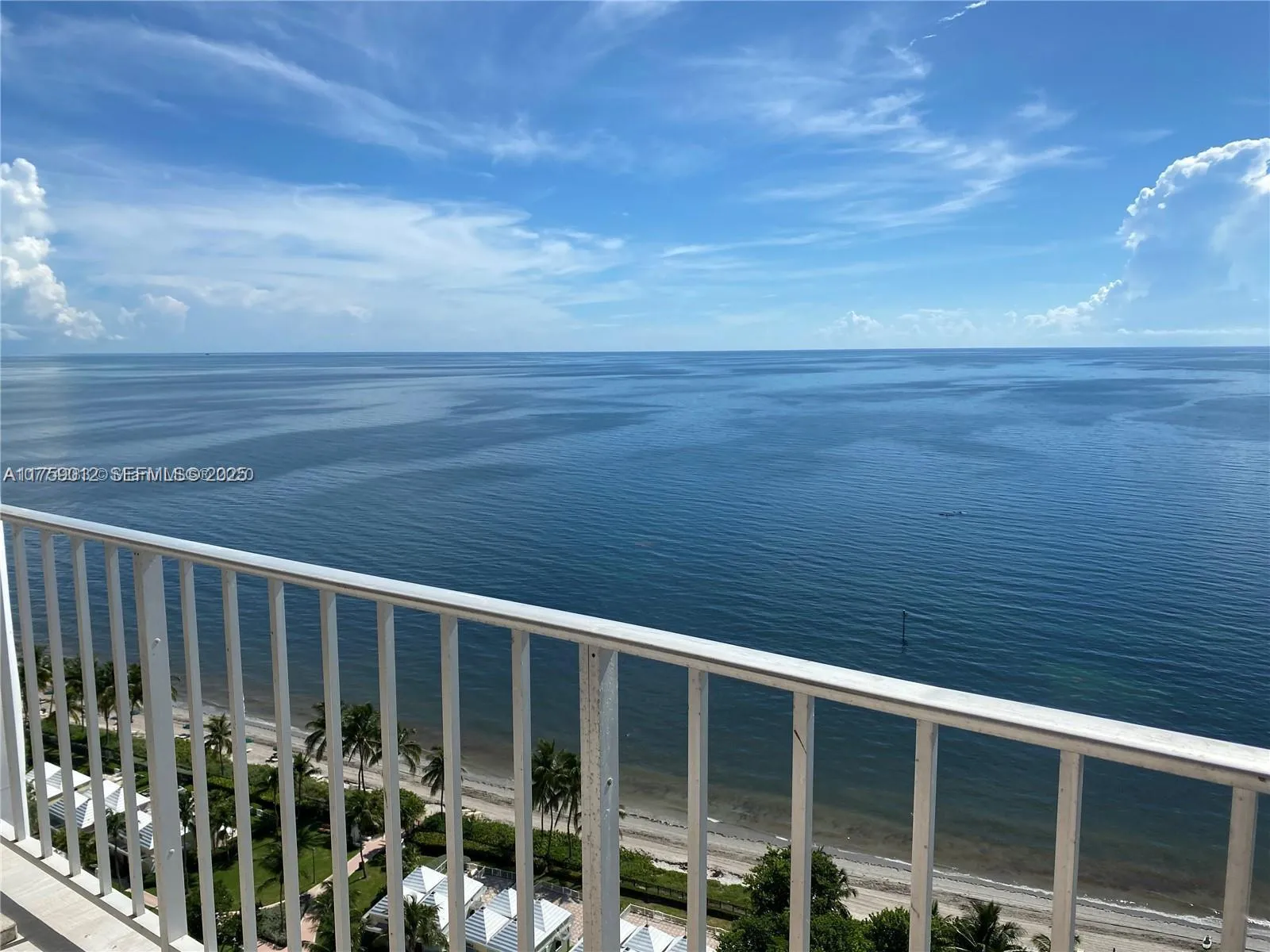 Foto de propiedad en 881 Ocean Drive 22F, Key Biscayne, FL 33149 Key Biscayne con MLS# 