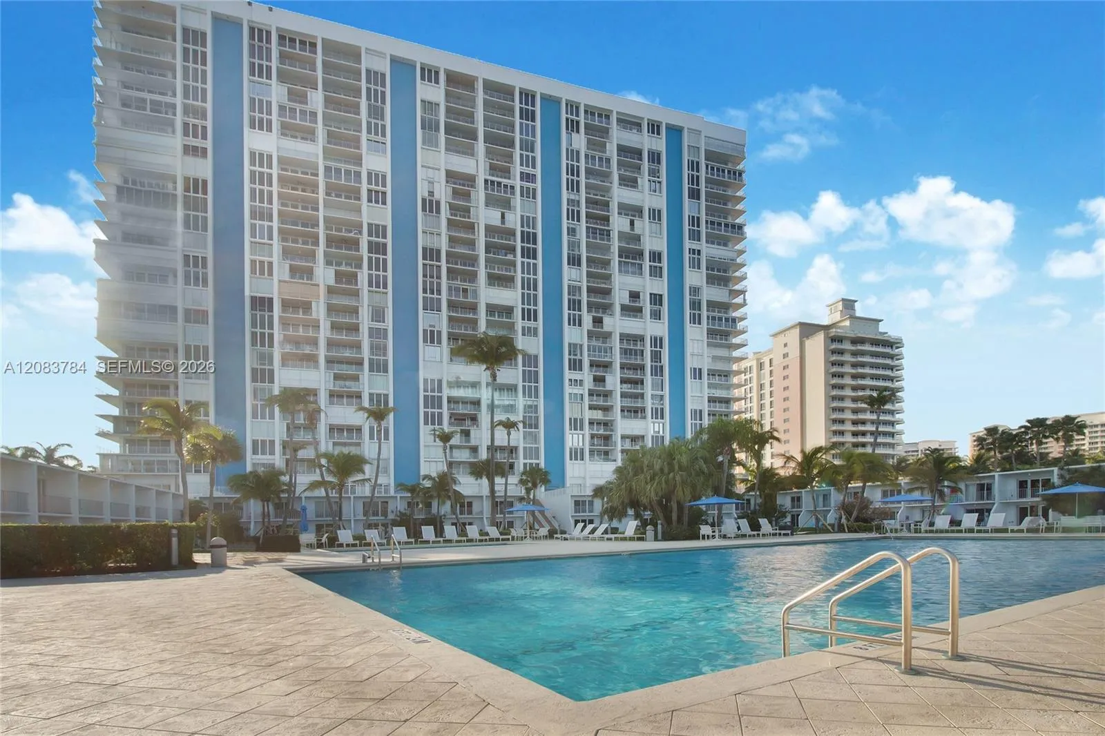 En Renta 881 Ocean Drive 25E, Key Biscayne, FL 33149, Key Biscayne, FL 33149
