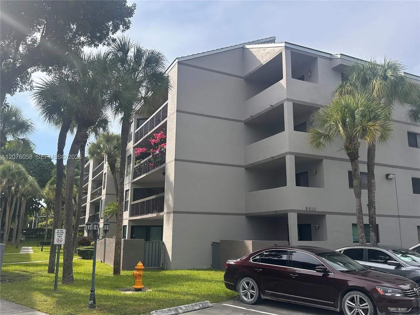 Foto de propiedad en 8810 SW 132nd Place 401DN, Miami, FL 33186 Miami con MLS# 
