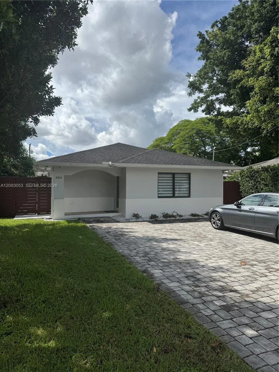 En Renta 8814 SW 126th Terrace, Miami, FL 33176, Miami, FL 33176