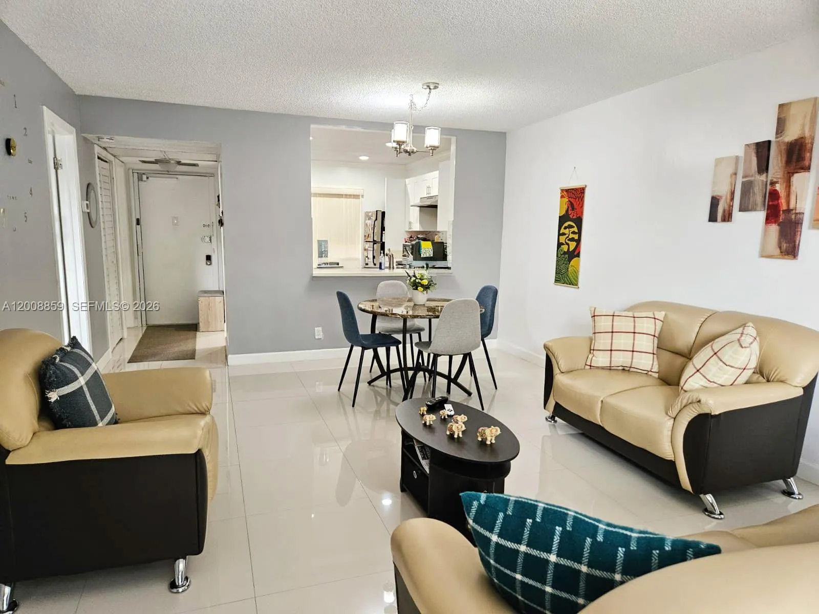Foto de propiedad en 8818 W Mcnab Road 303, Tamarac, FL 33321 Tamarac con MLS# 