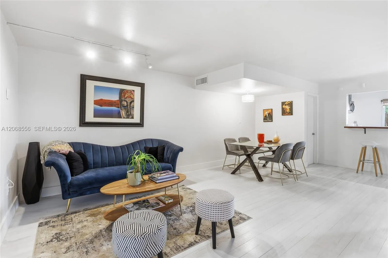 Foto de propiedad en 8823 NE 4th Ave Road 8823, Miami Shores, FL 33138 Miami Shores con MLS# 