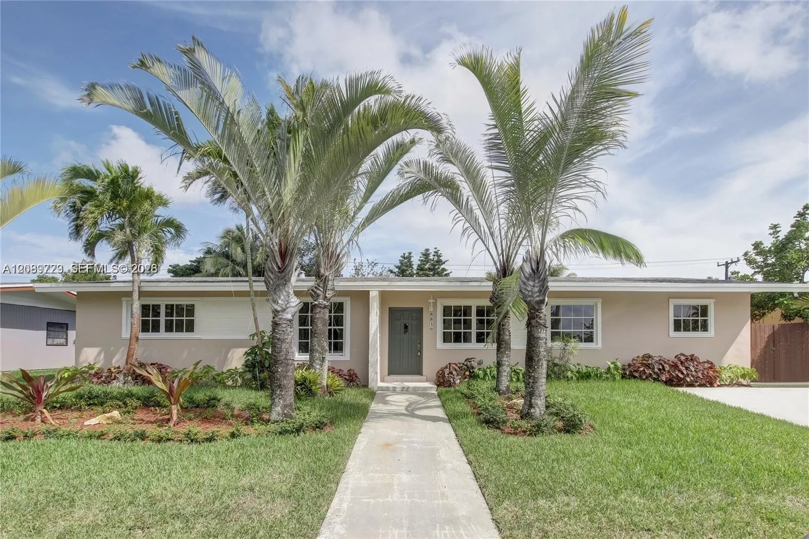 En Venta 8830 Caribbean Boulevard, Cutler Bay, FL 33157, Cutler Bay, FL 33157