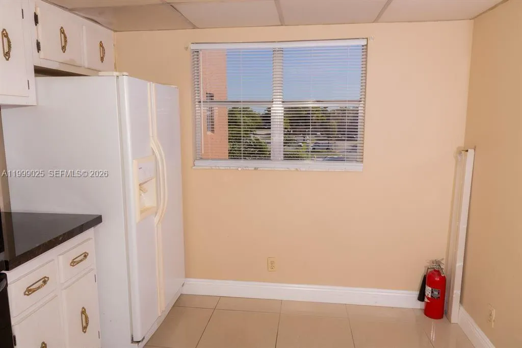Foto de propiedad en 8842 W Mcnab Road, Tamarac, FL 33321 Tamarac con MLS# 