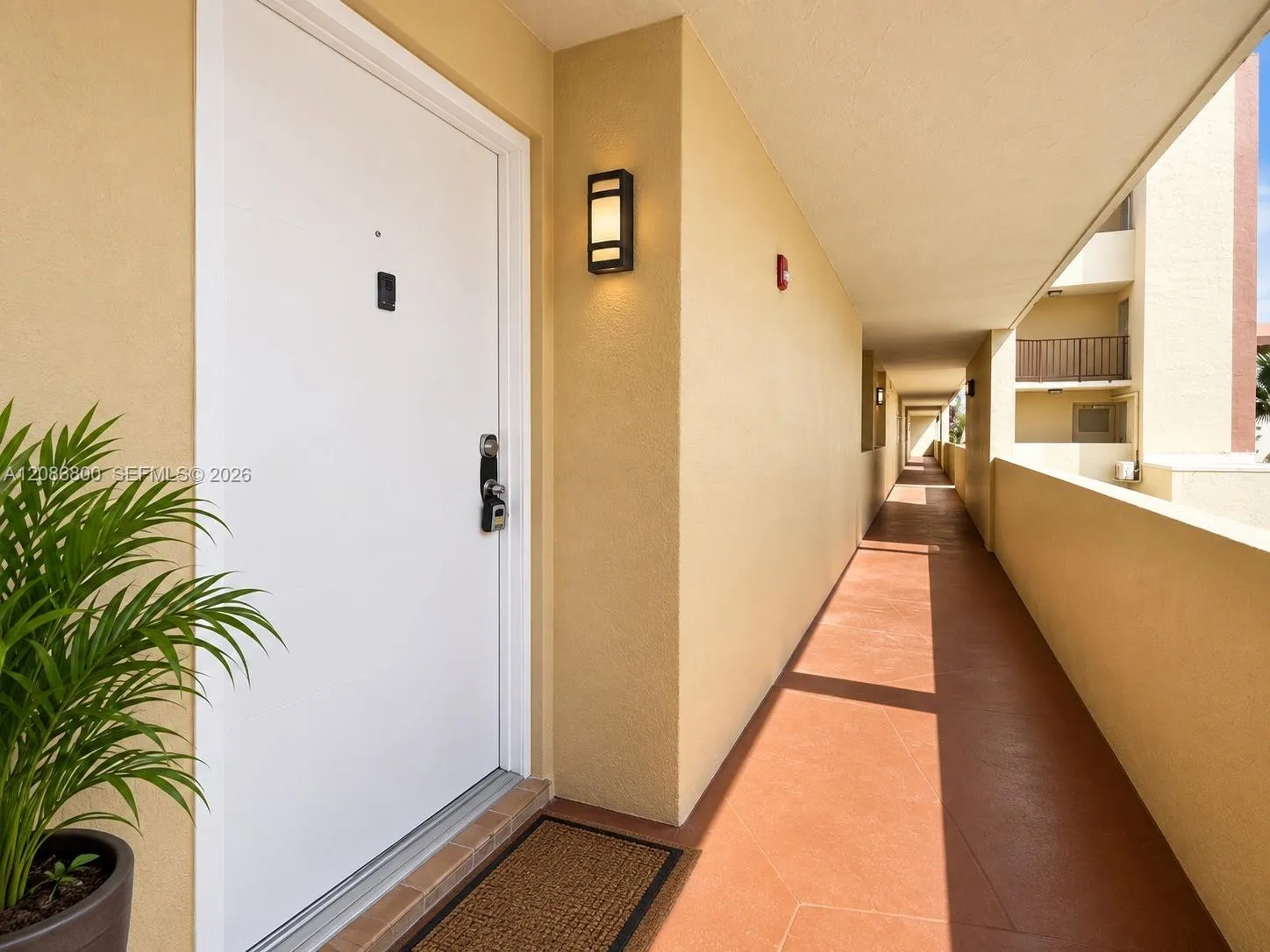En Renta 8850 Fontainebleau Boulevard 203, Miami, FL 33172, Miami, FL 33172
