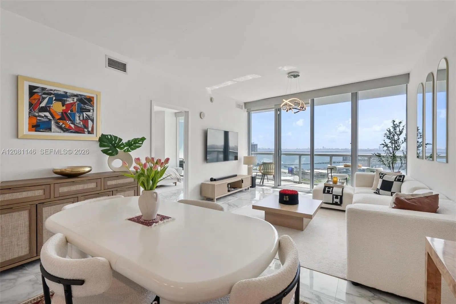 En Renta 888 Biscayne Boulevard 2510, Miami, FL 33132, Miami, FL 33132