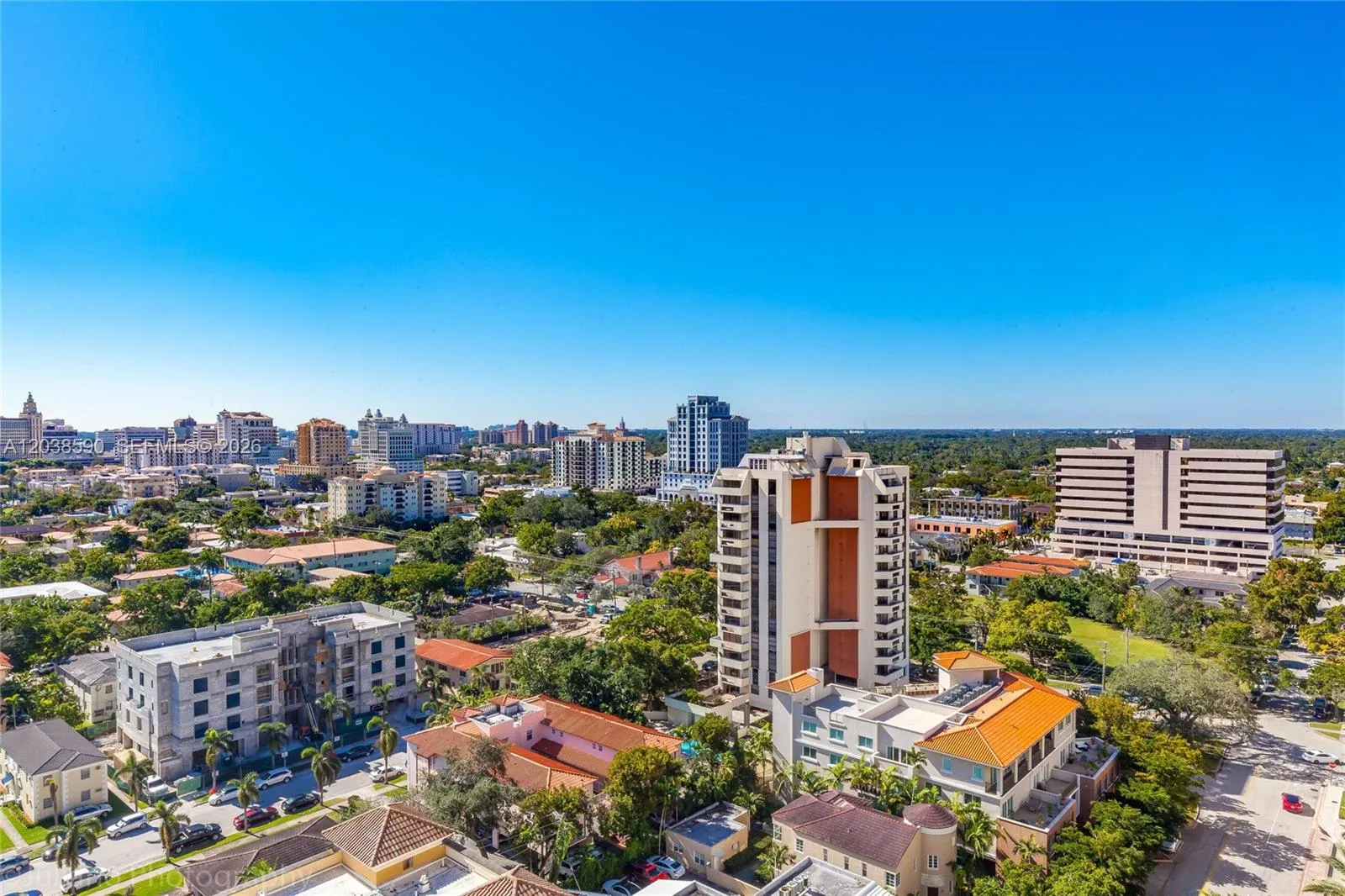 Foto de propiedad en 888 S Douglas Road 1608, Coral Gables, FL 33134 Coral Gables con MLS# 