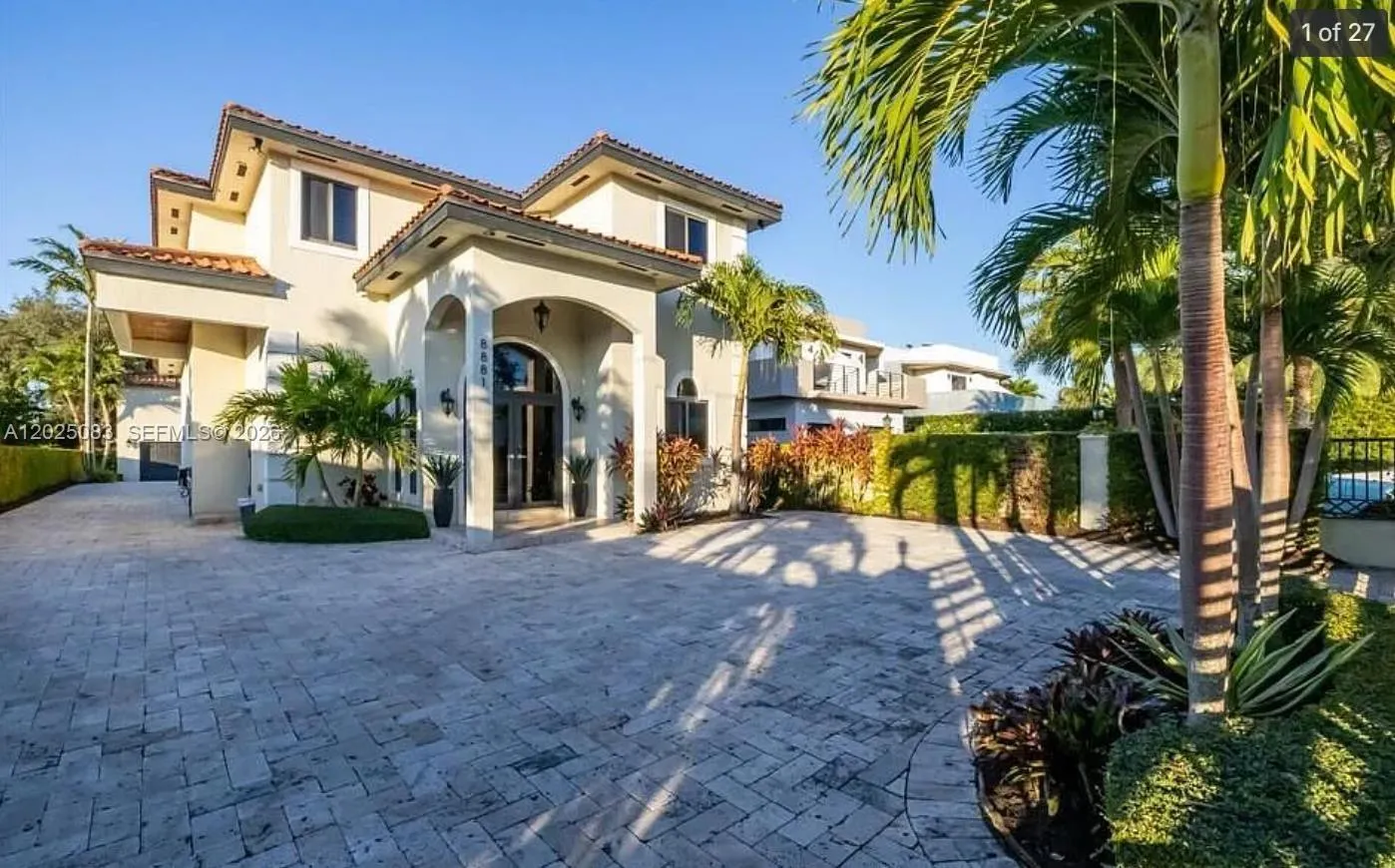 En Venta 8881 SW 28th Street, Miami, FL 33165, Miami, FL 33165