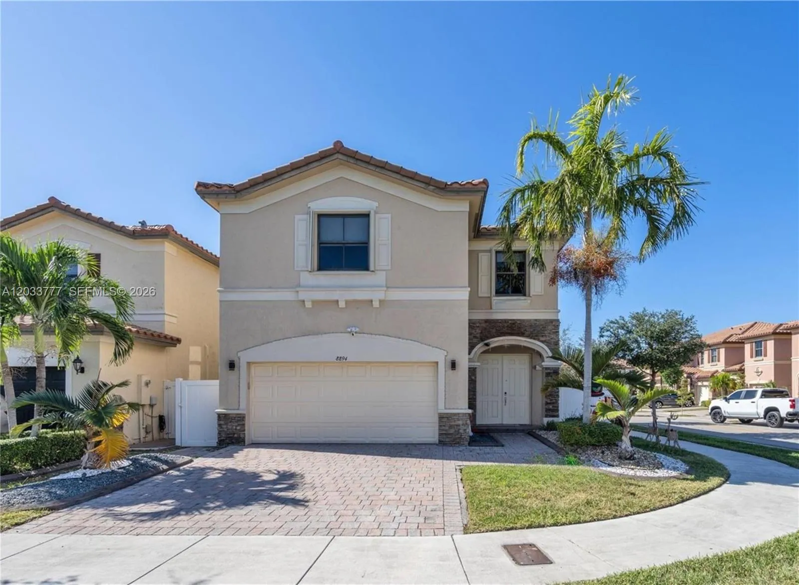 Foto de propiedad en 8894 W 34th Avenue, Hialeah, FL 33018 Hialeah con MLS# 