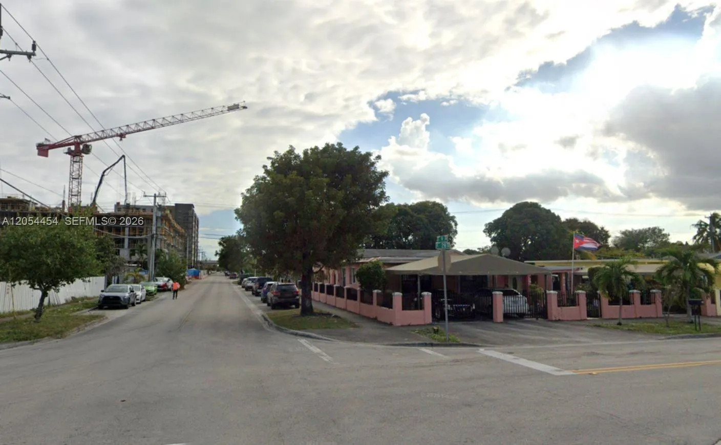 Foto de propiedad en 890 E 28th Street, Hialeah, FL 33013 Hialeah con MLS# 