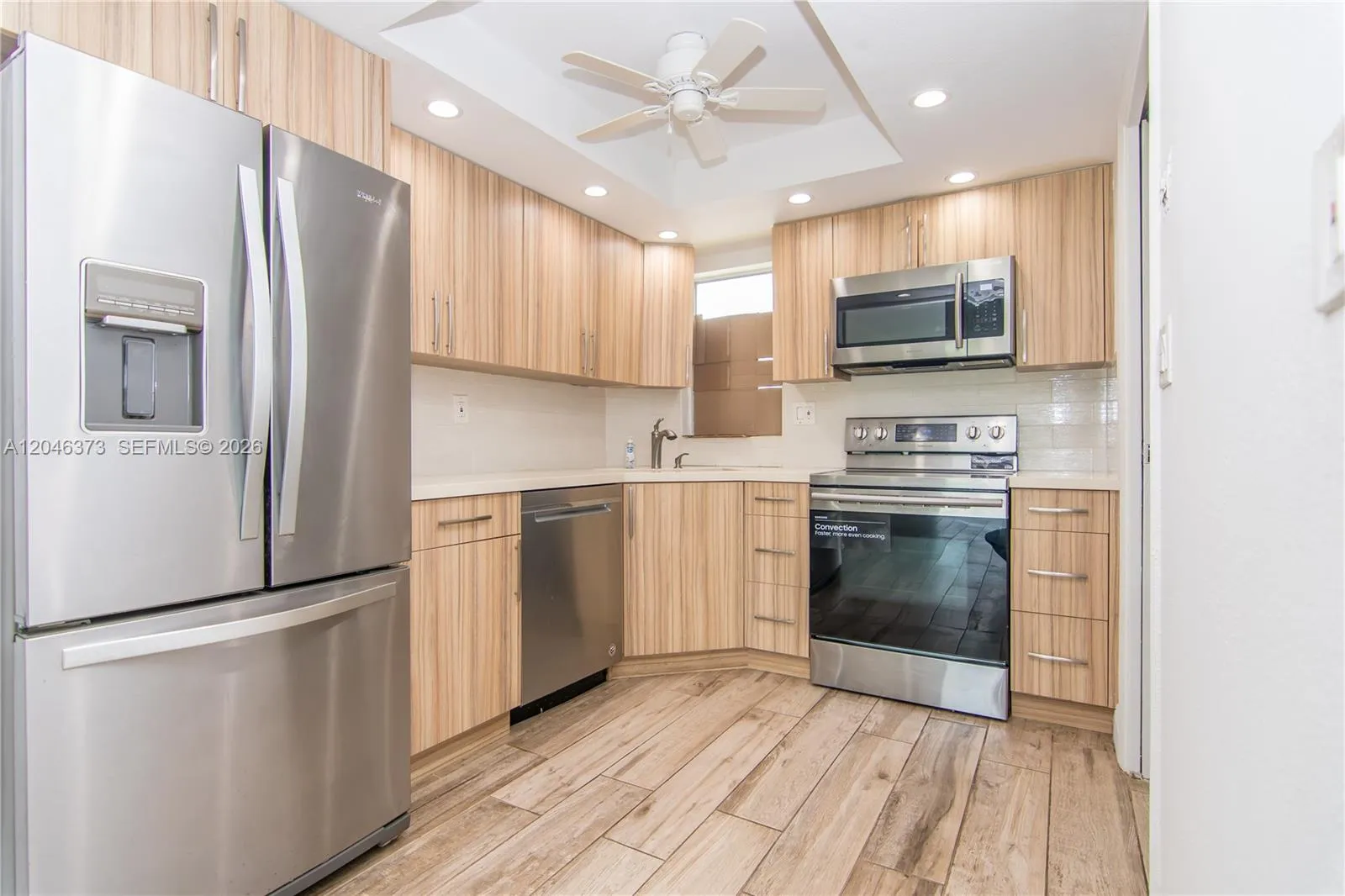 Foto de propiedad en 8900 Washington Boulevard 117, Pembroke Pines, FL 33025 Pembroke Pines con MLS# 