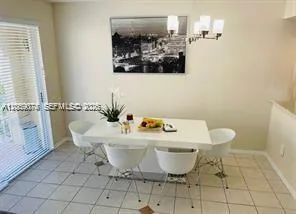 Foto de propiedad en 8906 W Flagler Street 216, Miami, FL 33174 Miami con MLS# 