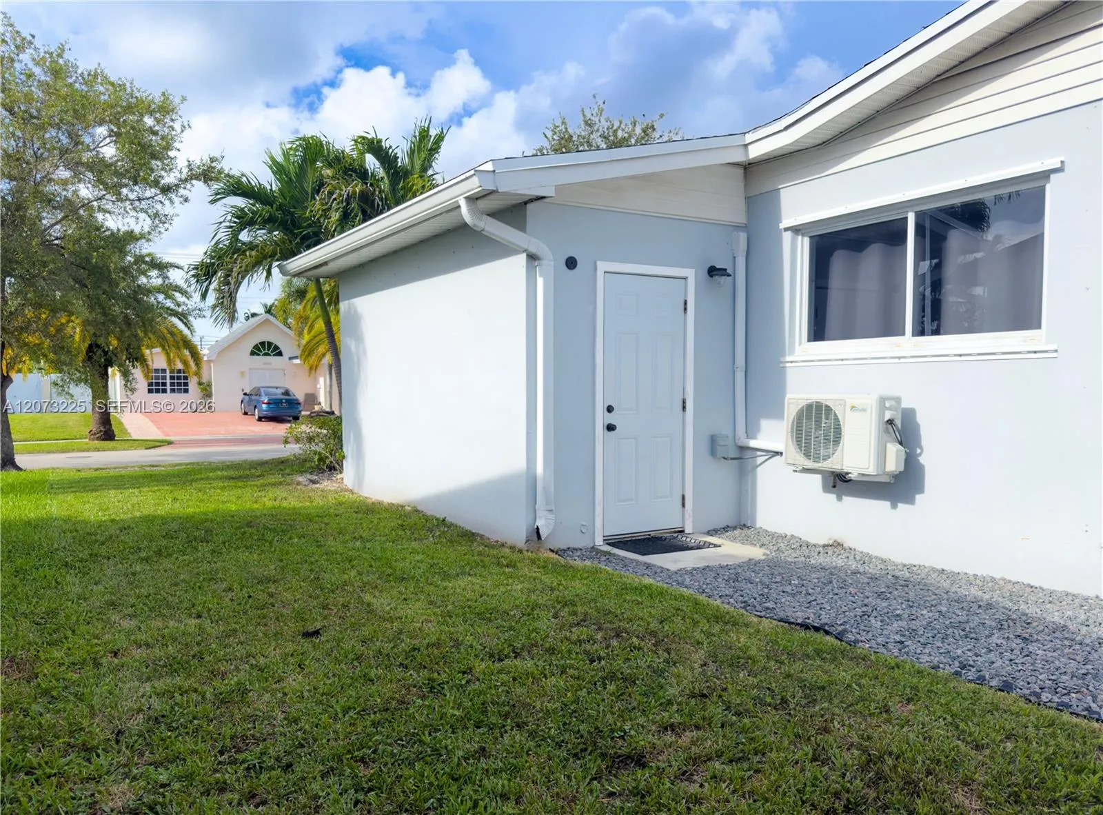 Foto de propiedad en 8940 SW 198th Terrace 0, Cutler Bay, FL 33157 Cutler Bay con MLS# 