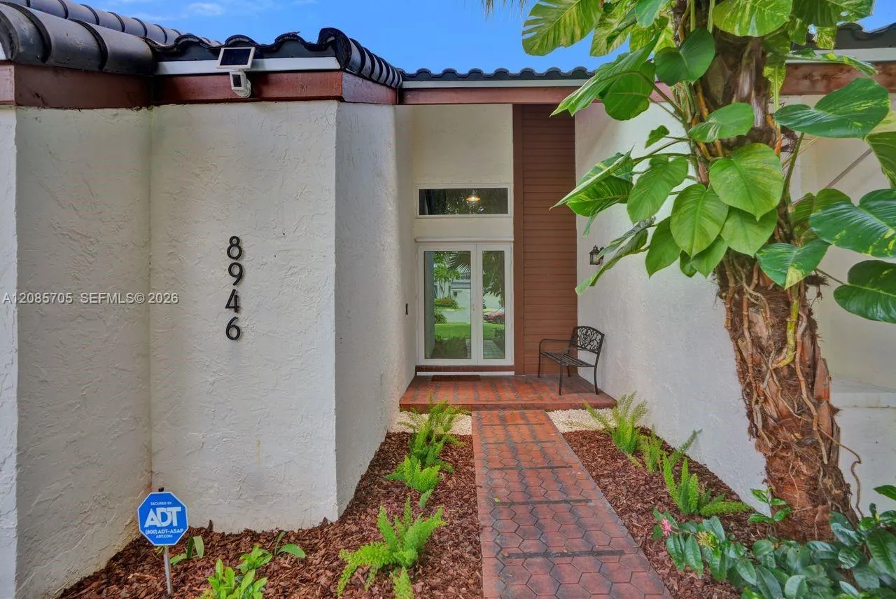 En Venta 8946 SW 150th Ct Circle E, Miami, FL 33196, Miami, FL 33196