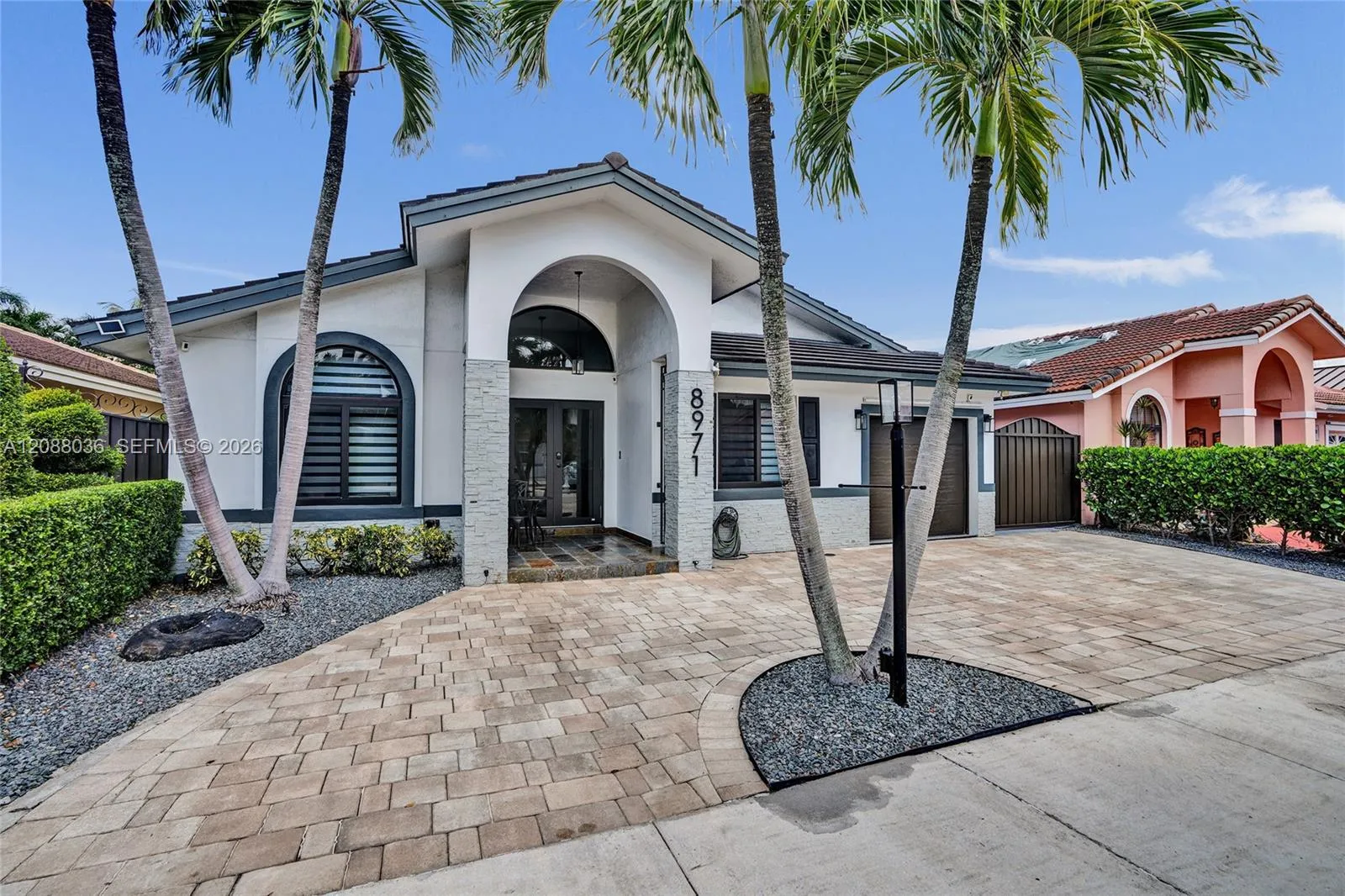 En Venta 8971 NW 150th Terrace, Miami Lakes, FL 33018, Miami Lakes, FL 33018