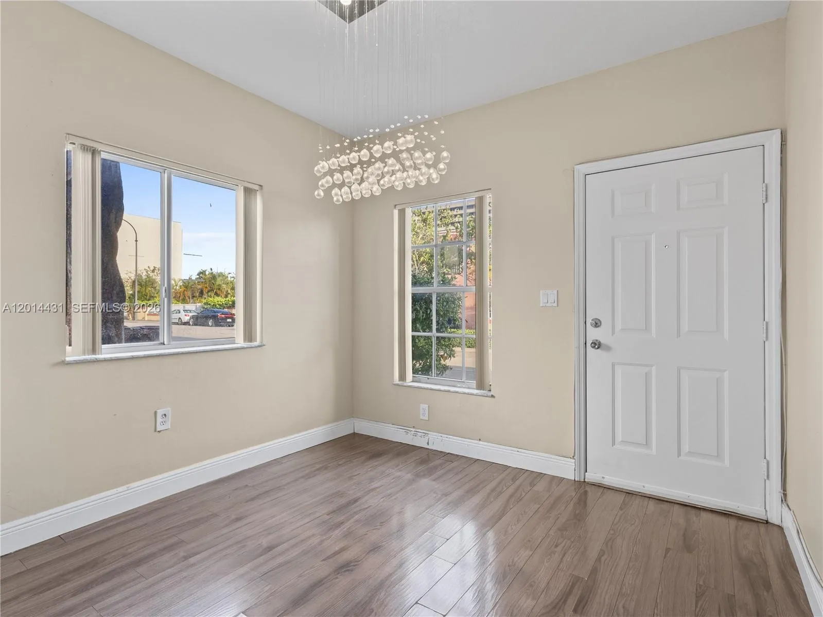 Vendido 9 E 4th Street 102, Hialeah, FL 33010, Hialeah, FL 33010