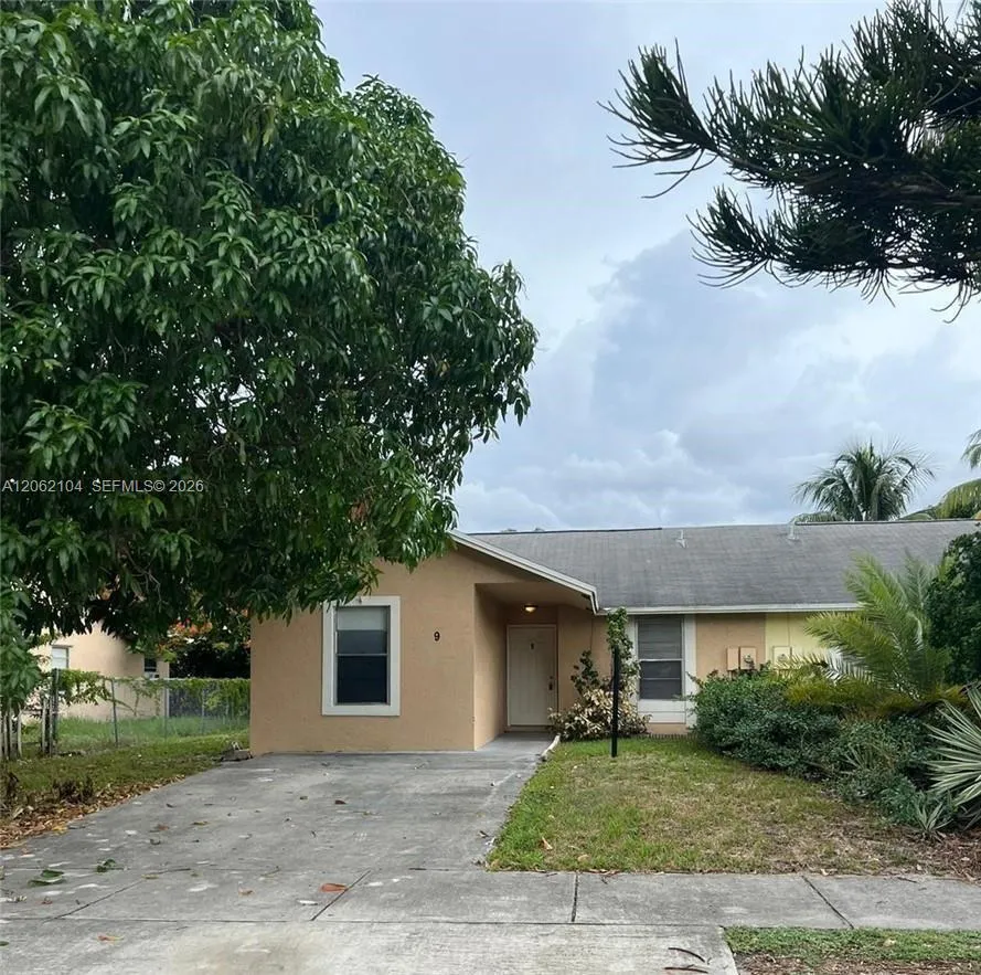 Foto de propiedad en 9 NE 44th Street, Deerfield Beach, FL 33064 Deerfield Beach con MLS# 