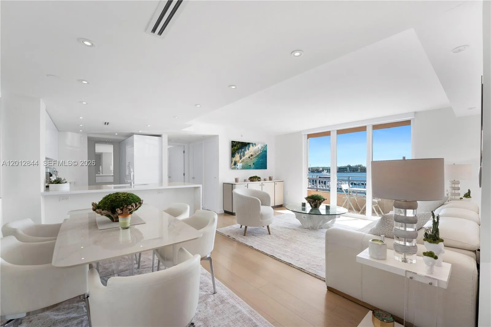 Foto de propiedad en 90 Alton Road FL-3, Miami Beach, FL 33139 Miami Beach con MLS# 