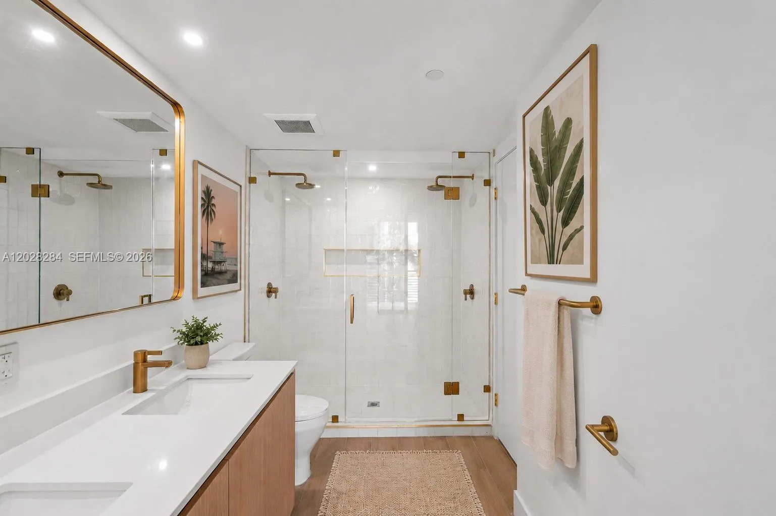 Foto de propiedad en 90 NE 32 714, Miami, FL 33127 Miami con MLS#