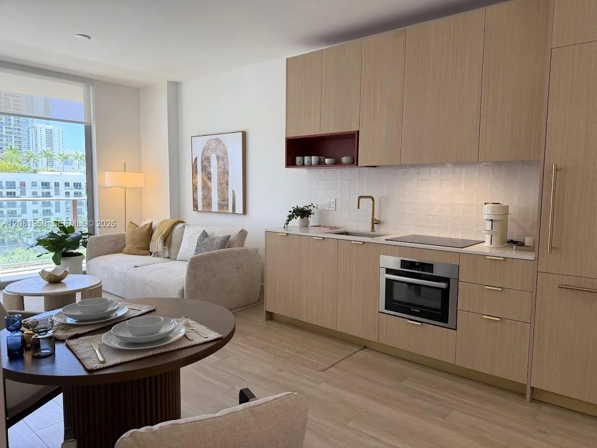 Foto de propiedad en 90 NE 32 803, Miami, FL 33137 Miami con MLS# 