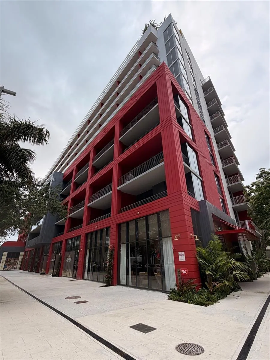 Foto de propiedad en 90 NE 32 Street 823, Miami, FL 33137 Miami con MLS#