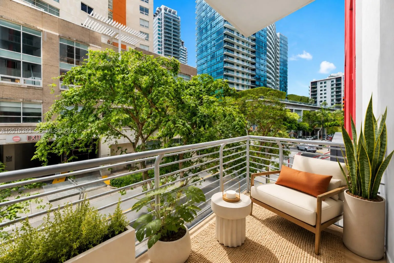 Foto de propiedad en 90 NE 32nd 213, Miami, FL 33127 Miami con MLS#