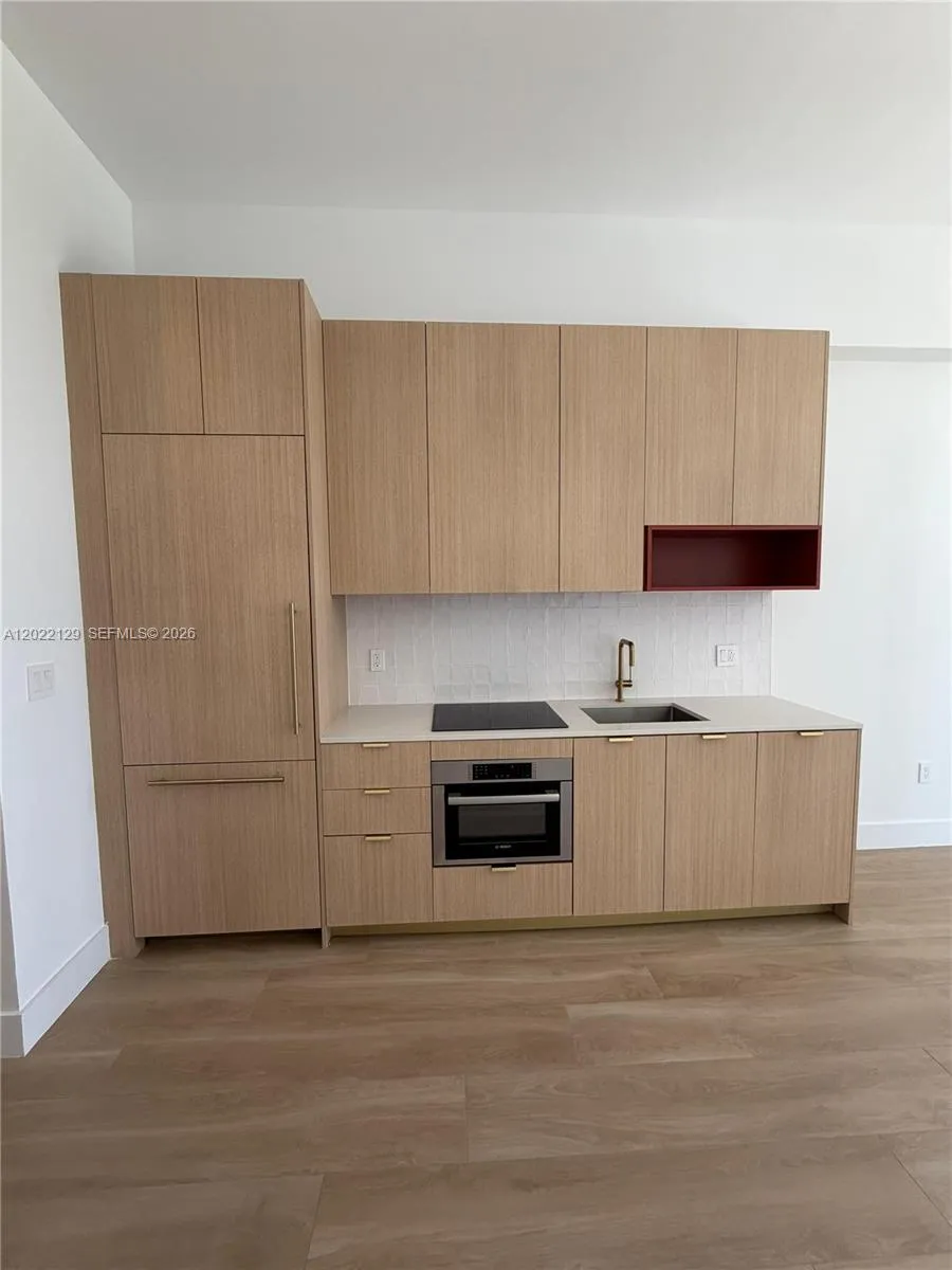 Foto de propiedad en 90 NE 32nd Street 1110, Miami, FL 33145 Miami con MLS#