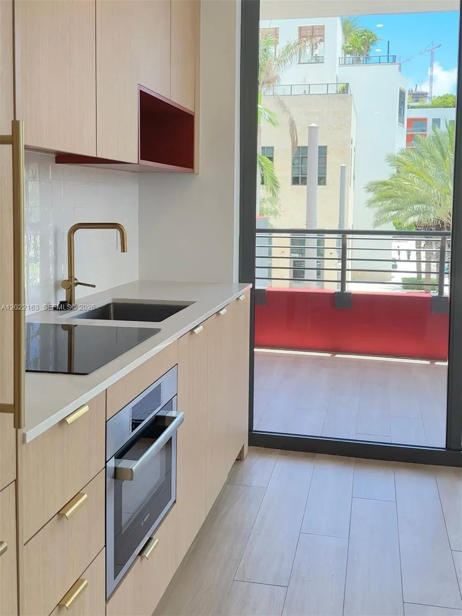 Foto de propiedad en 90 NE 32nd Street 510, Miami, FL 33145 Miami con MLS#