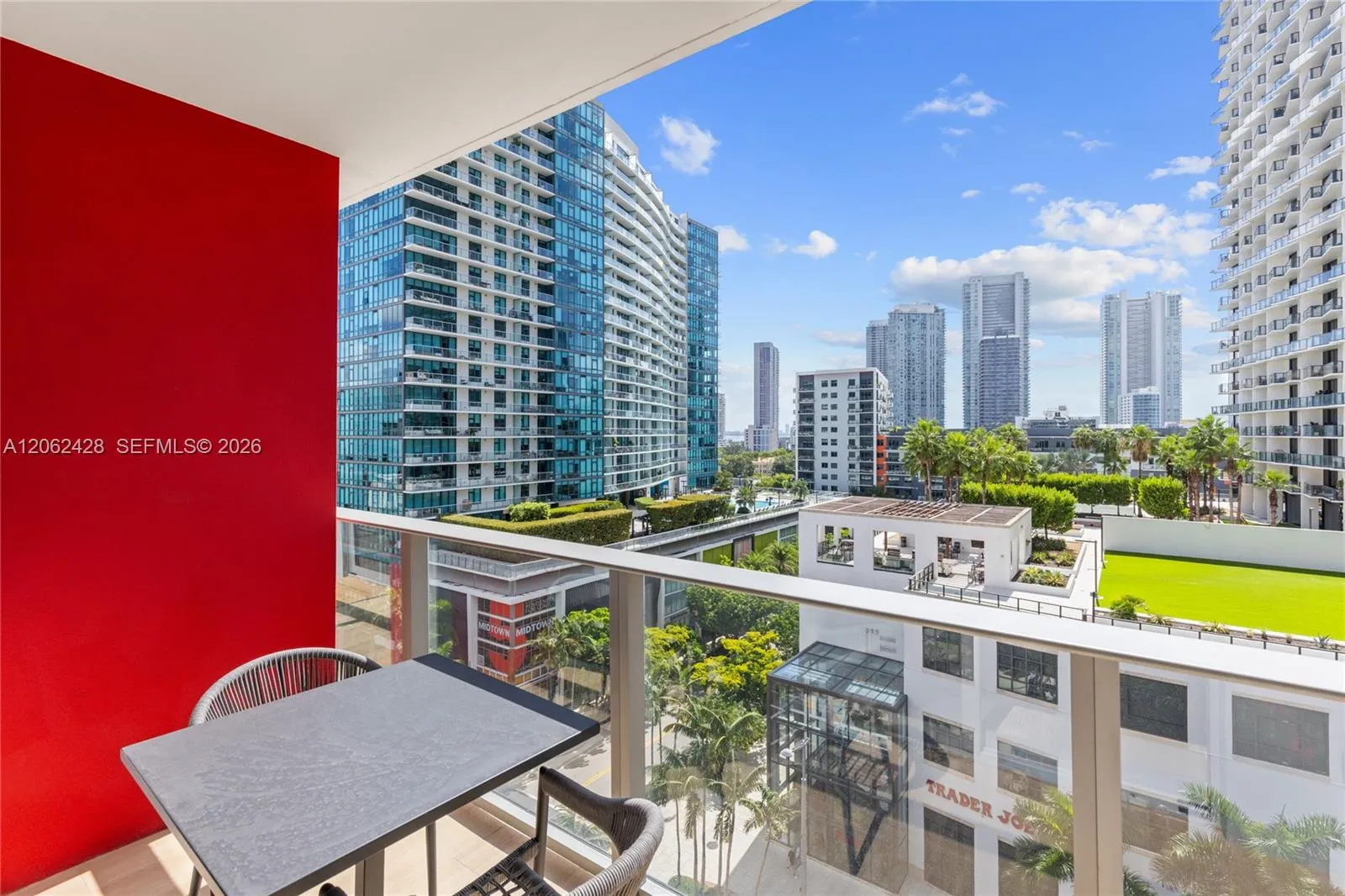 Foto de propiedad en 90 NE 32nd Street 910, Miami, FL 33127 Miami con MLS#