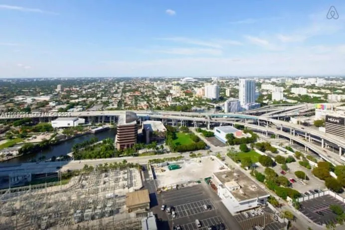 En Venta 90 SW 3rd Street 3807, Miami, FL 33130, Miami, FL 33130