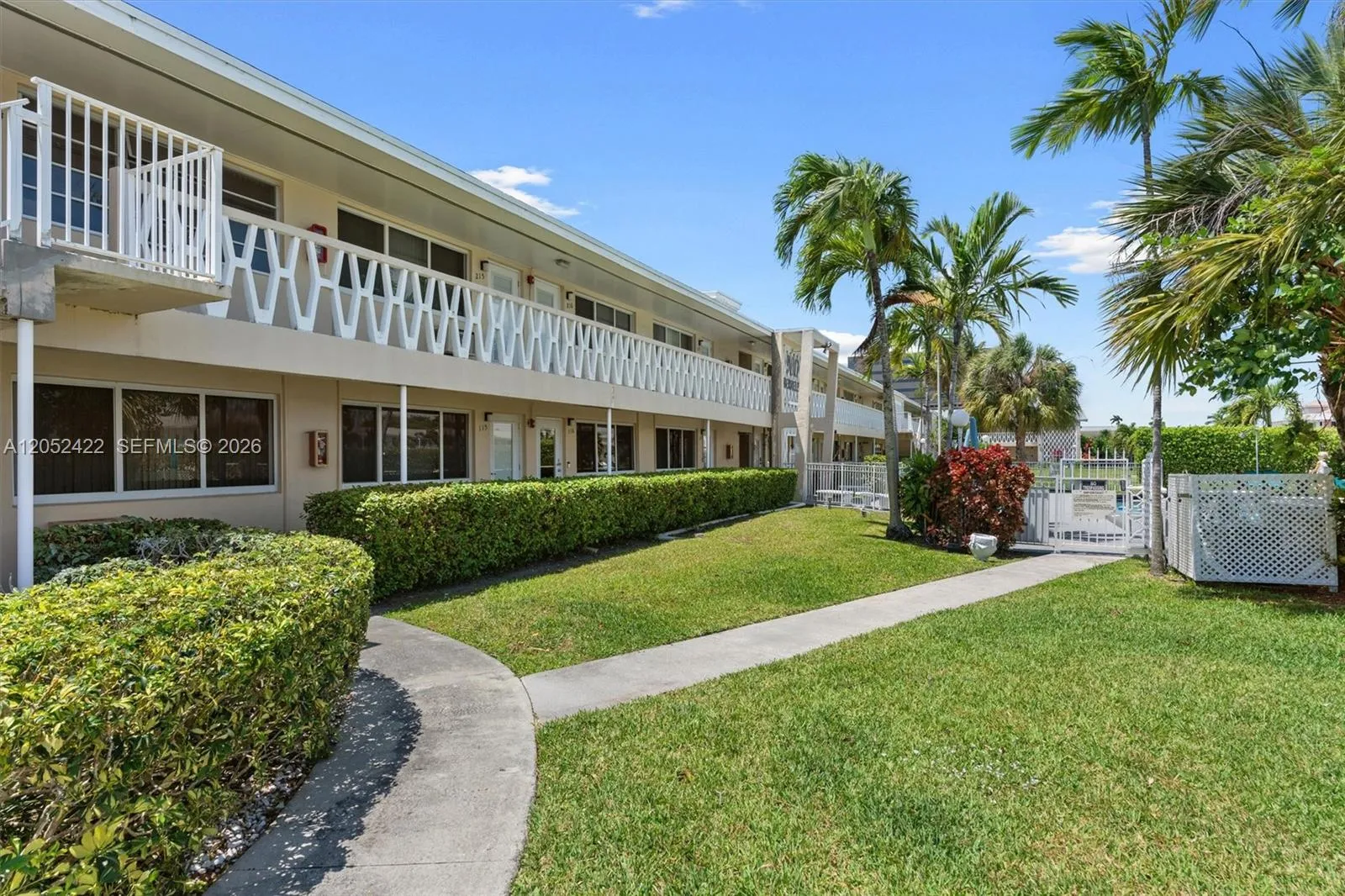 Vendido 900 Atlantic Shores Boulevard 116, Hallandale Beach, FL 33009, Hallandale Beach, FL 33009