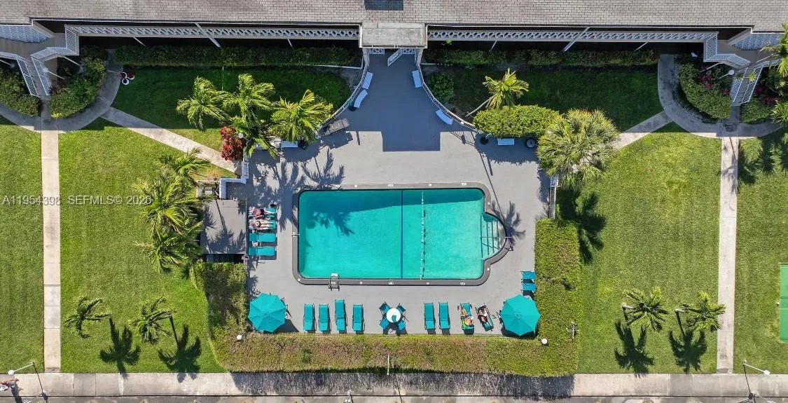 Foto de propiedad en 900 Atlantic Shores Boulevard 133, Hallandale Beach, FL 33009 Hallandale Beach con MLS# 
