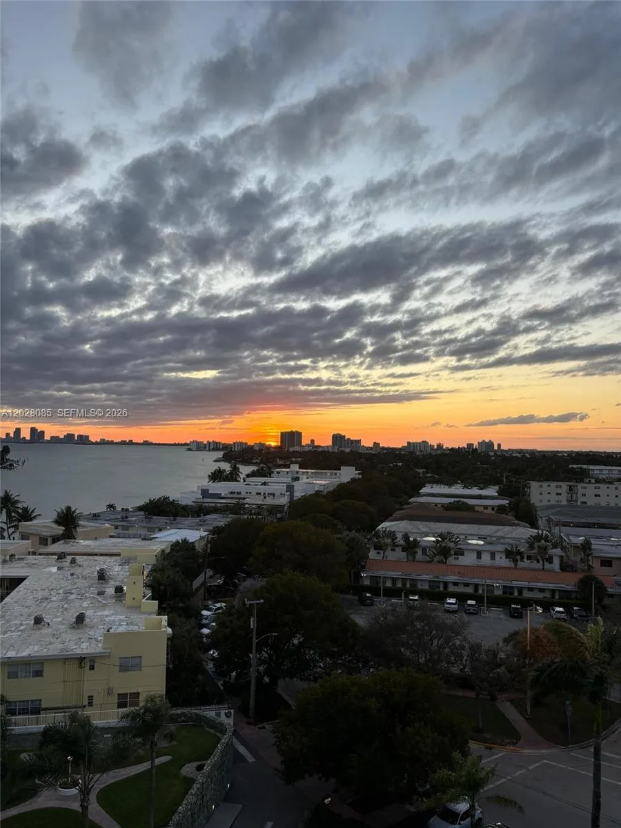 En Renta 900 Bay Drive 811, Miami Beach, FL 33141, Miami Beach, FL 33141