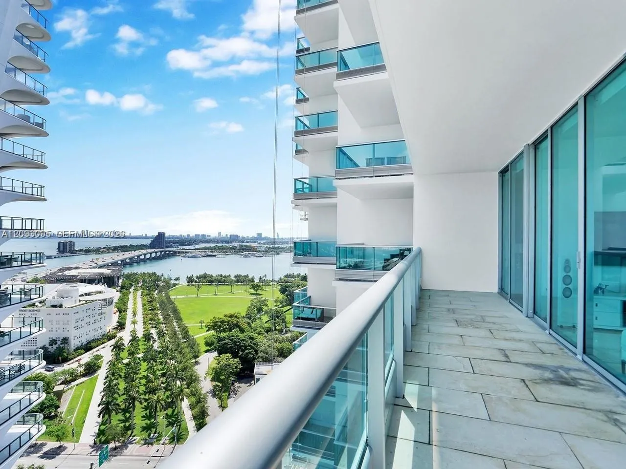 En Renta 900 Biscayne Boulevard 2412, Miami, FL 33132, Miami, FL 33132