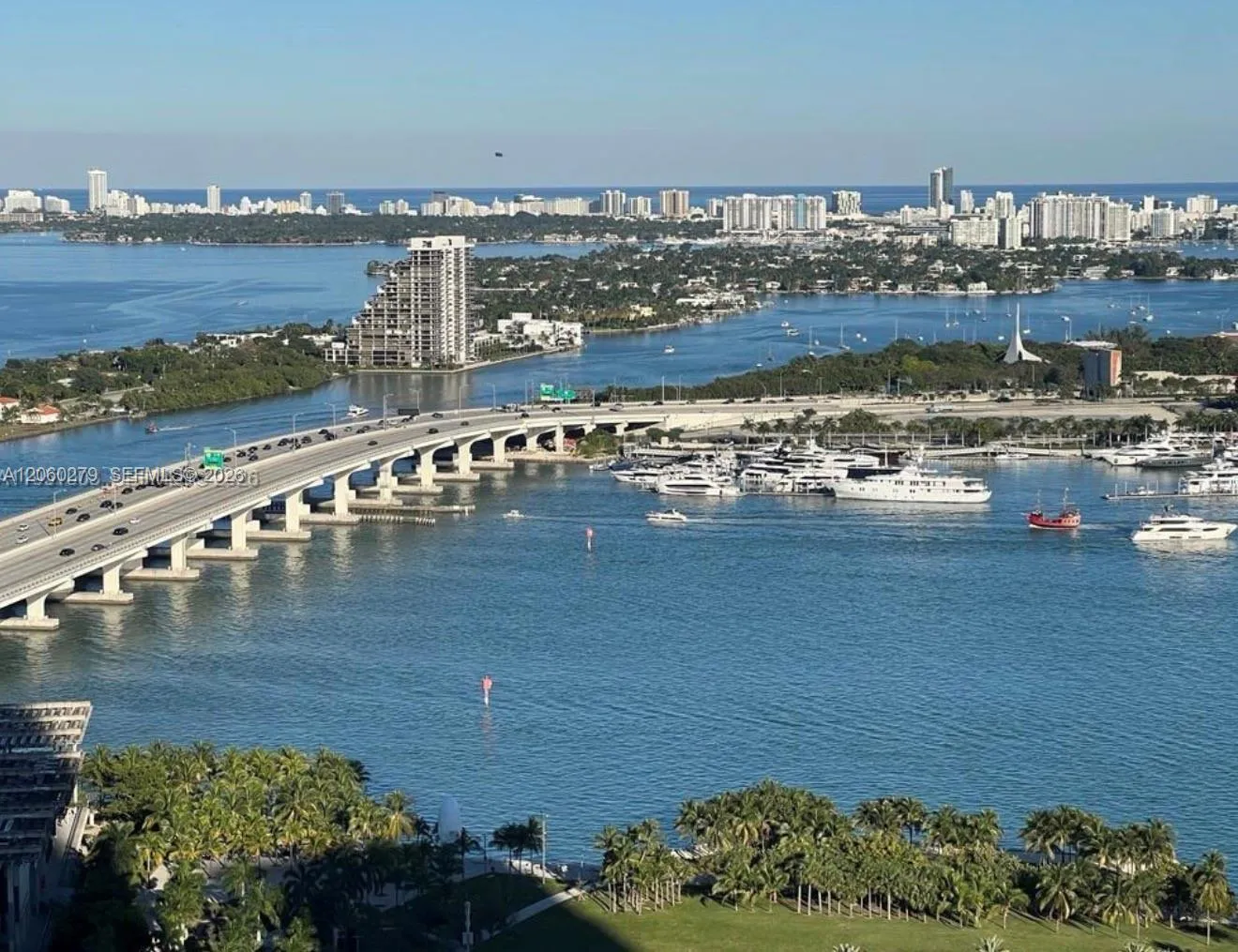 Foto de propiedad en 900 Biscayne Boulevard 3408, Miami, FL 33132 Miami con MLS#