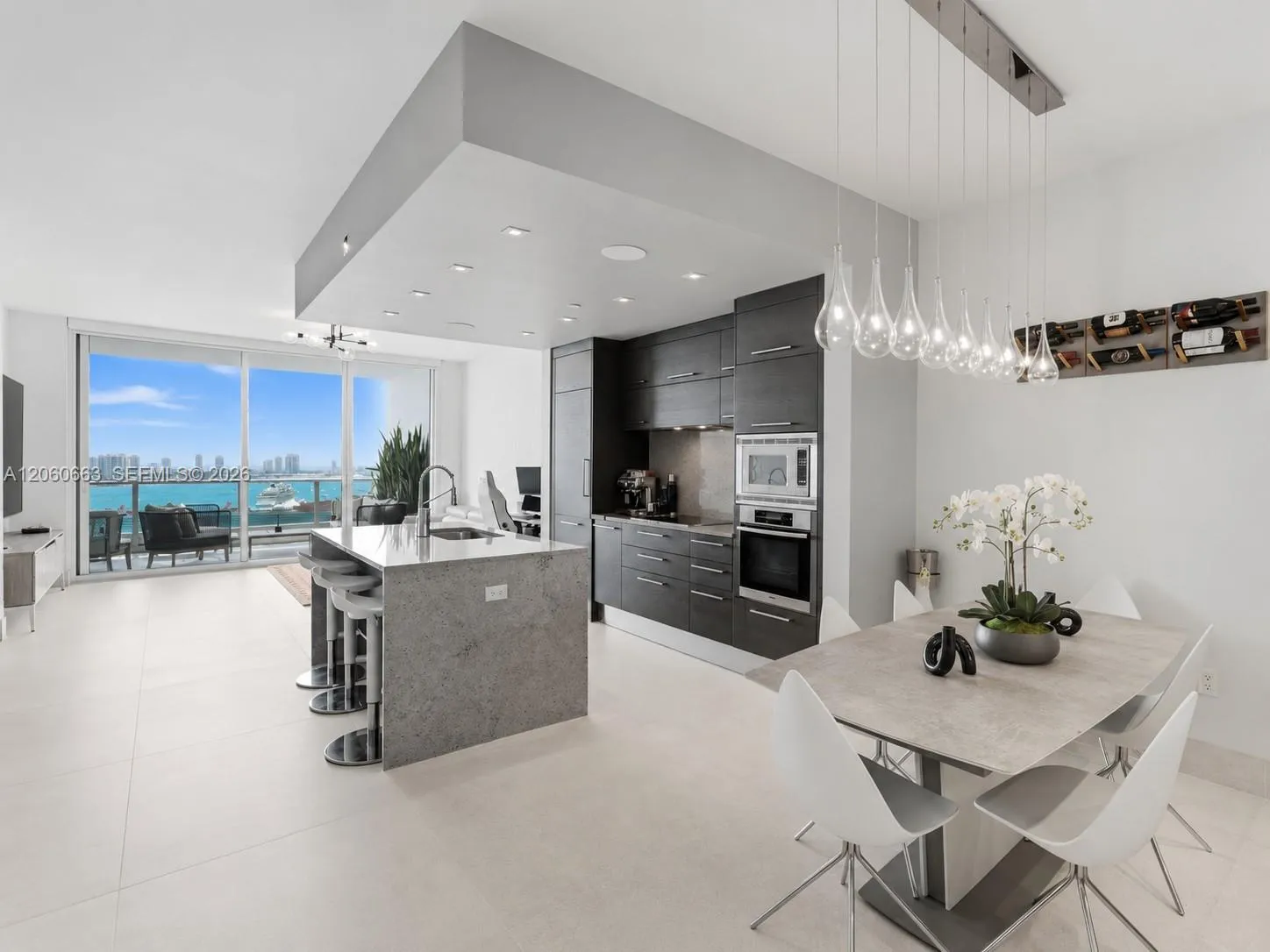Foto de propiedad en 900 Biscayne Boulevard 3607, Miami, FL 33132 Miami con MLS#