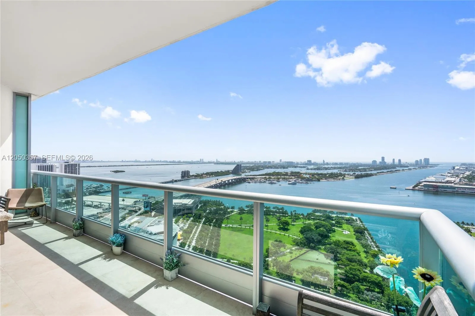 Foto de propiedad en 900 Biscayne Boulevard 3704, Miami, FL 33132 Miami con MLS#