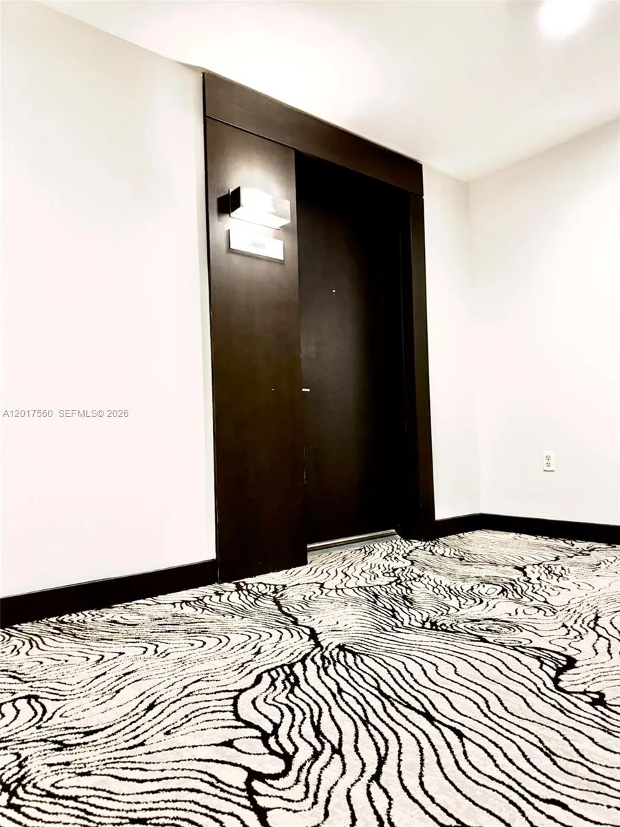 Foto de propiedad en 900 Biscayne Boulevard 3803, Miami, FL 33132 Miami con MLS#