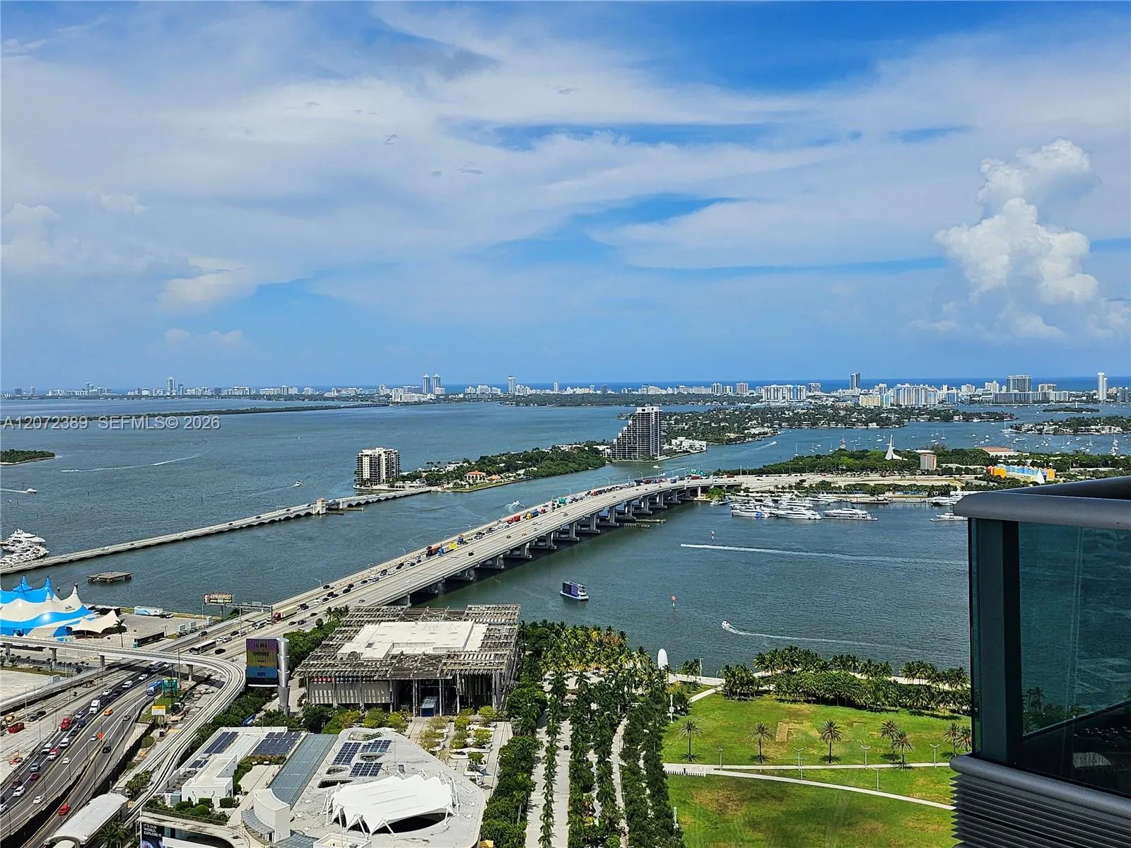 Foto de propiedad en 900 Biscayne Boulevard 4210, Miami, FL 33132 Miami con MLS#