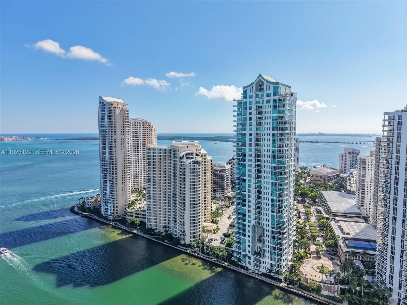Foto de propiedad en 900 Brickell Key Boulevard 803, Miami, FL 33131 Miami con MLS# 